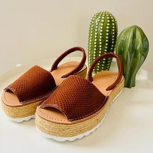 Brown Sussa Sandals
